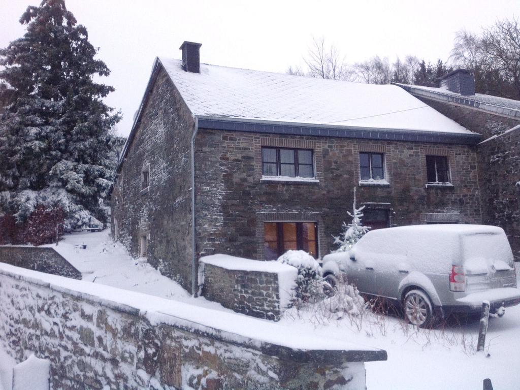 Cozy Holiday Home In Odeigne With Sauna Buitenkant foto